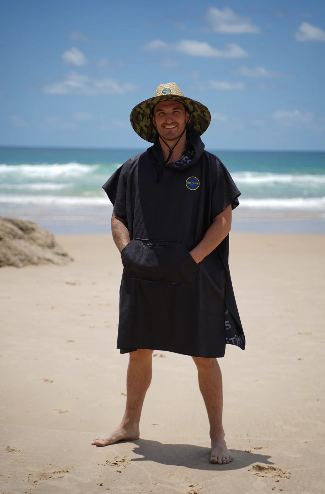 DRITIMES Black Staple Towel Poncho ADULT L/XL